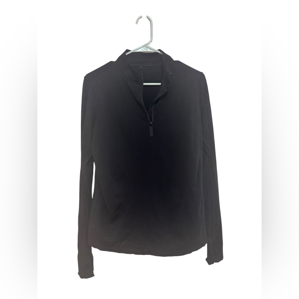 Fabletics Feather Tech Half Zip Black Top in size Large